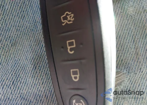 2014 Ford Escape Titanium z USA, uszkodzony, nr VIN 1FMCU9JX5EUB90925